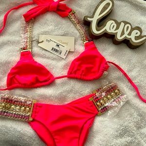 BEACH BUNNY SWIMWEAR DEJA VU BIKINI SET LIMITED EDITION & SOLD OUT💕